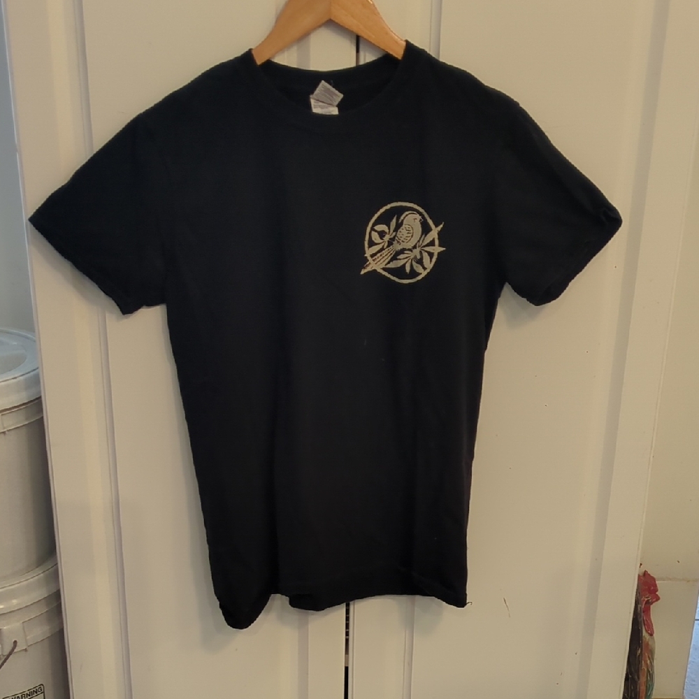 Bayside Chances With The Rain Men's Medium Tee
